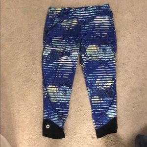 Flower and stripe workout leggings